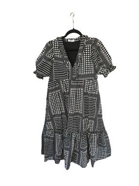 AVARA Floral & Dot Maxi Dress Black and White Size Large